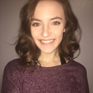 Meet your Posher, Kayley